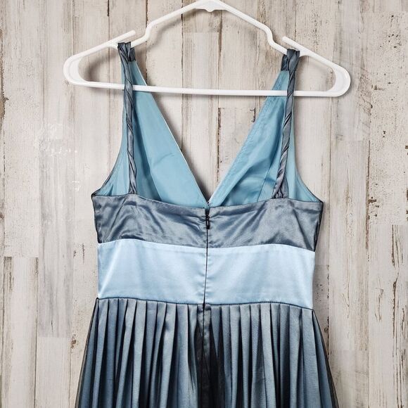 Morgan & Co Midi Formal Dress Blue Size 5/6 - Picture 9 of 11